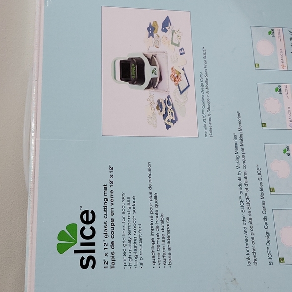 Making Memories "Slice" 12x12 glass cutting mat - Picture 5 of 7